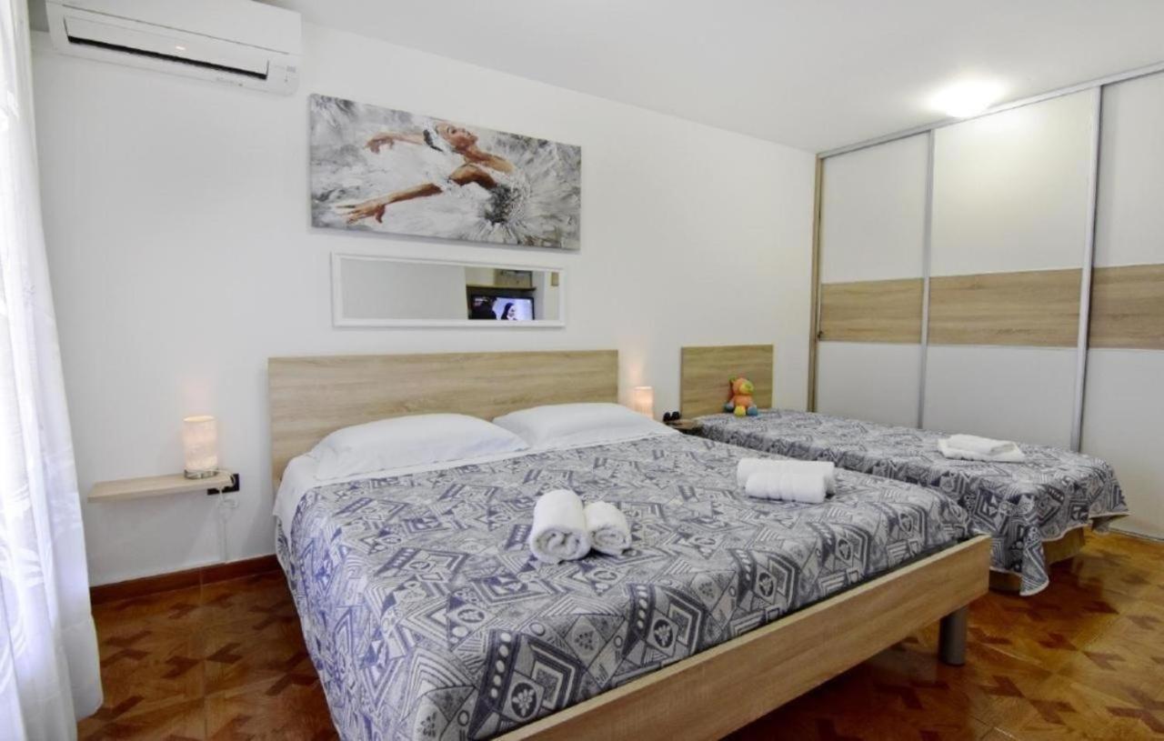 Apartmenst Saban 1709 Murine Kültér fotó