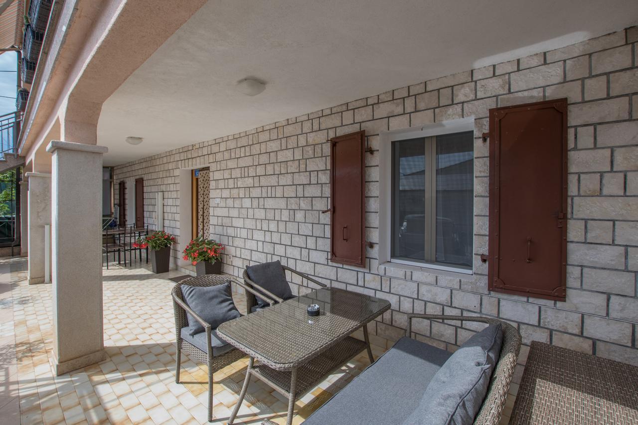 Apartmenst Saban 1709 Murine Kültér fotó