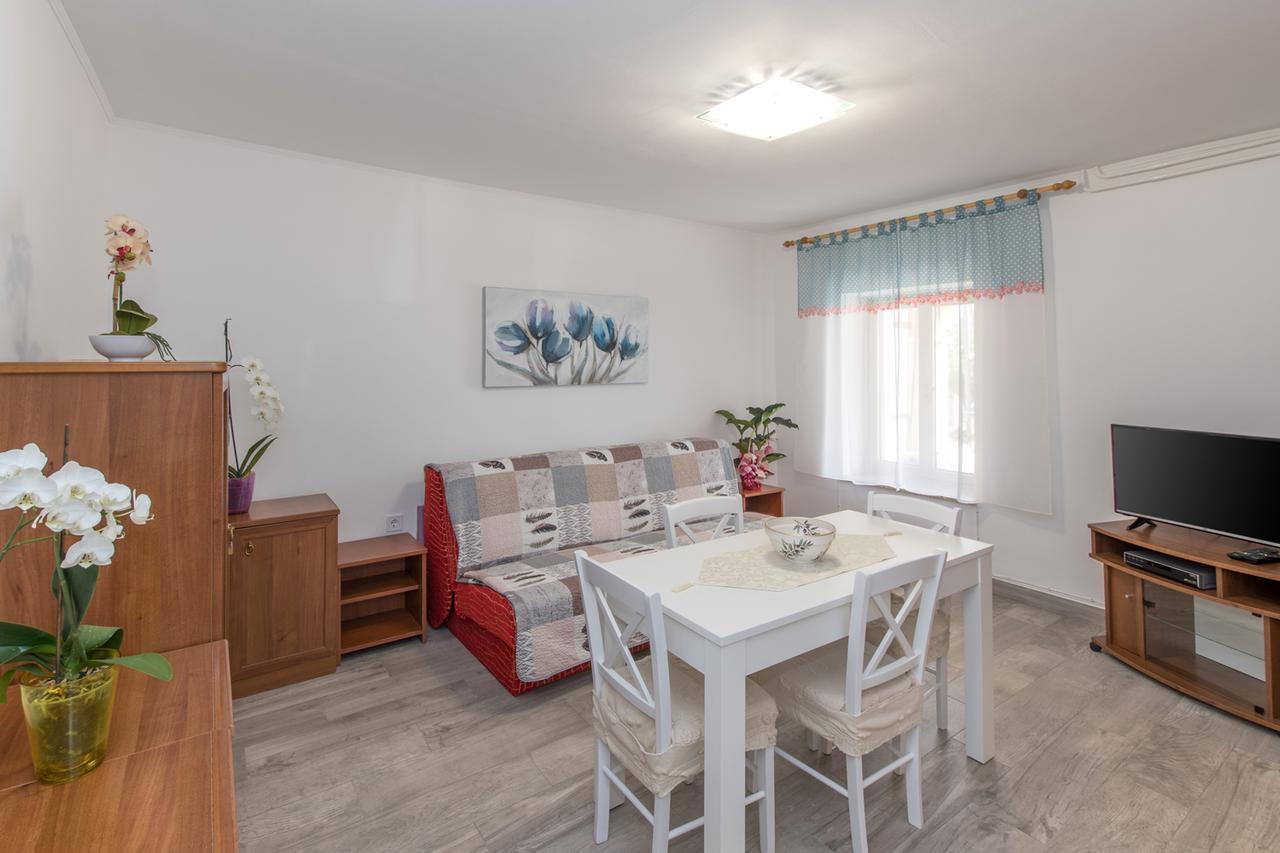 Apartmenst Saban 1709 Murine Kültér fotó